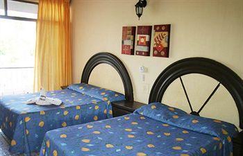Hotel Villa Flores Rincon de Guayabitos Buitenkant foto